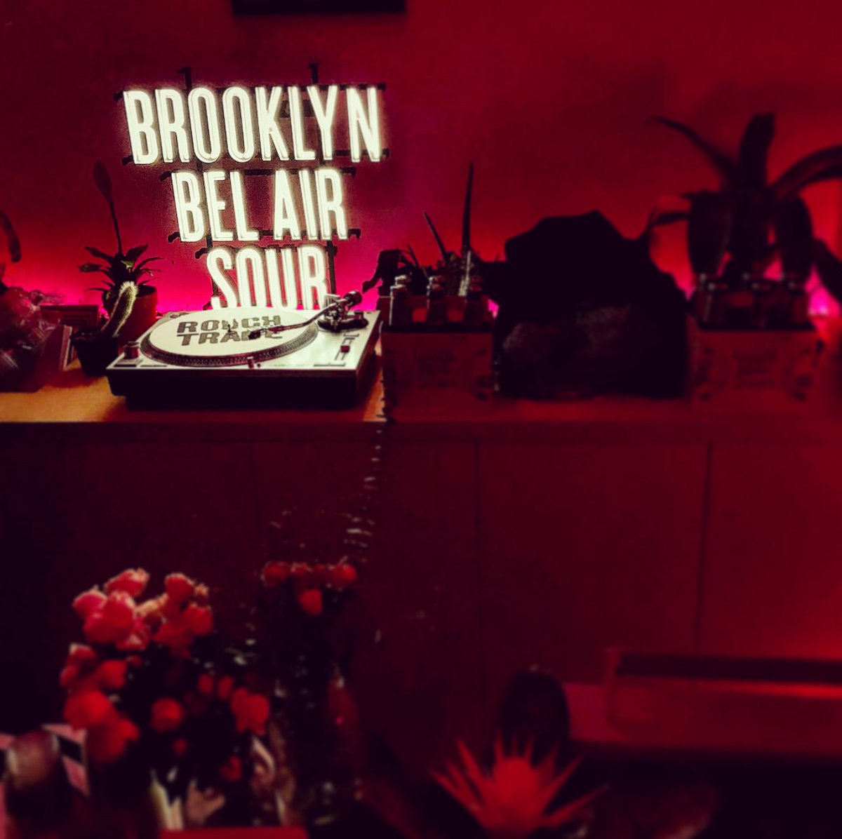 CraftHounds's tweet photo. Any #CraftHounds discophiles miss out on those key finds this #RecordStoreDay? Don’t be sour about it! #BrooklynBrewery came out to make it hurt a little less. Worked for us! https://t.co/4O10UwBbWH
