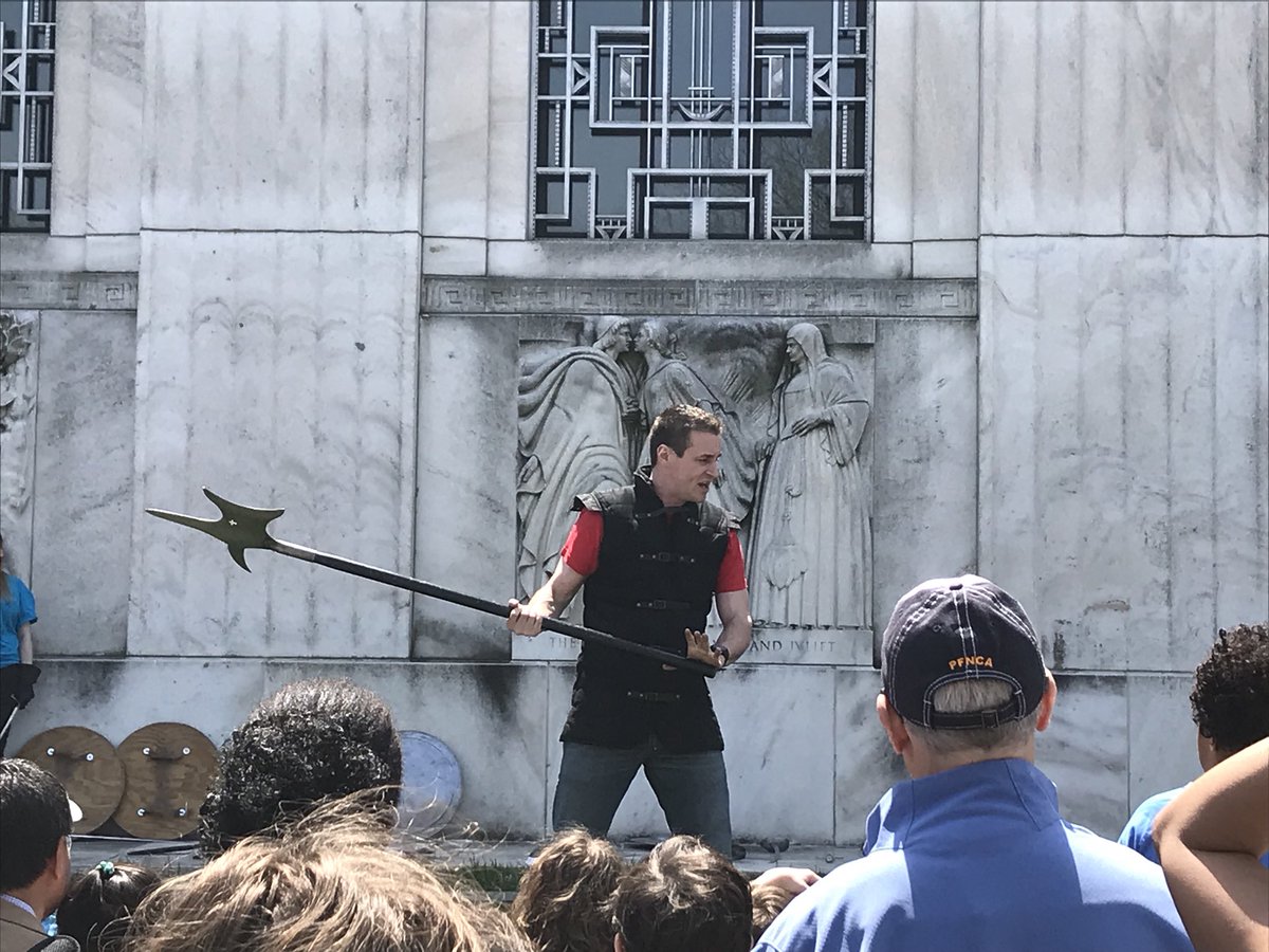 ToothClawCombat's tweet photo. Beautiful day to kill a king. Happy birthday to the Bard. @FolgerLibrary https://t.co/kgSHEni8m9