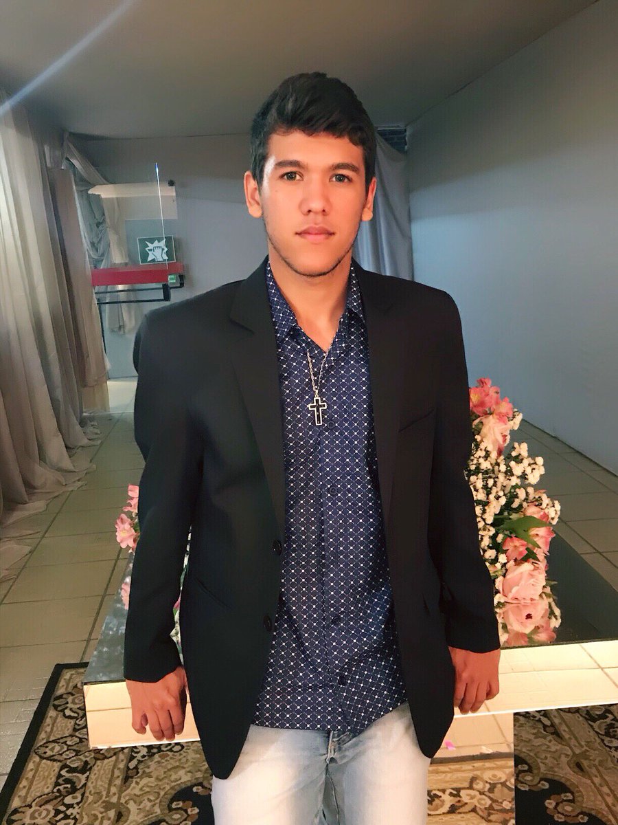 eaairochaa's tweet image. ❤️