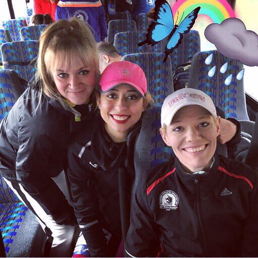 PnkBlkRunnaGrl's tweet photo. #itsdelicate to run #26point2 in the cold/ pouring rain.. to say #BostonMarathon2018 was a mental/ physical struggle is putting it lightly.. took everything to #shakeitoff &amp; focus on getting to Boylston where we’d be #outofthewoods.. finishing=grit + heart= #BostongStrong #bqchat https://t.co/EhDn7b3Opo