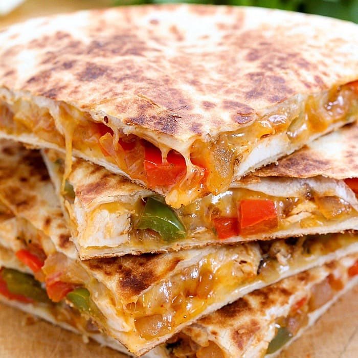 ElKioskoCafe's tweet photo. NEW ITEM!!! Yummy 😋 QUESADILLA IN Mustang !! https://t.co/7mwpI4G7xx