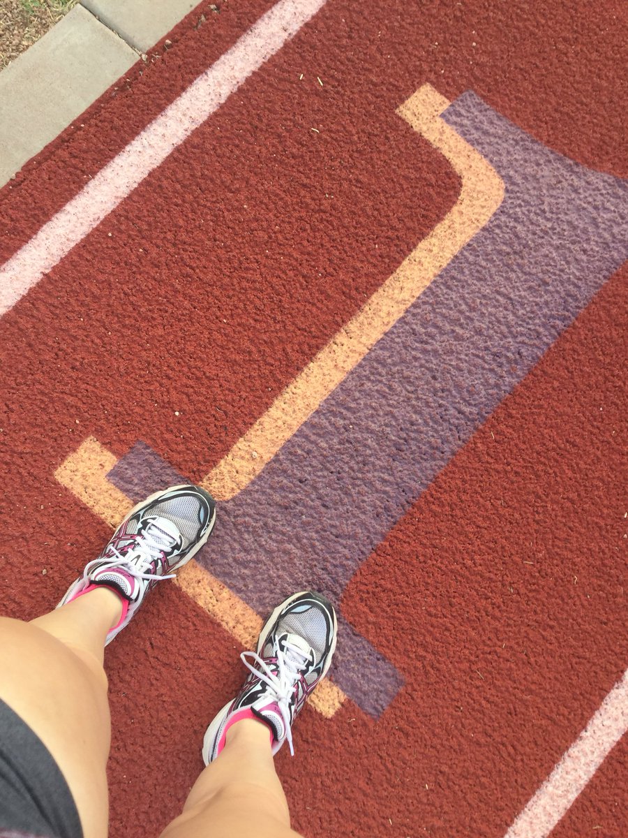 Wanna be back at the top? Work while everyone else is taking a “rest day”🏃🏼‍♀️ #trackworkout
