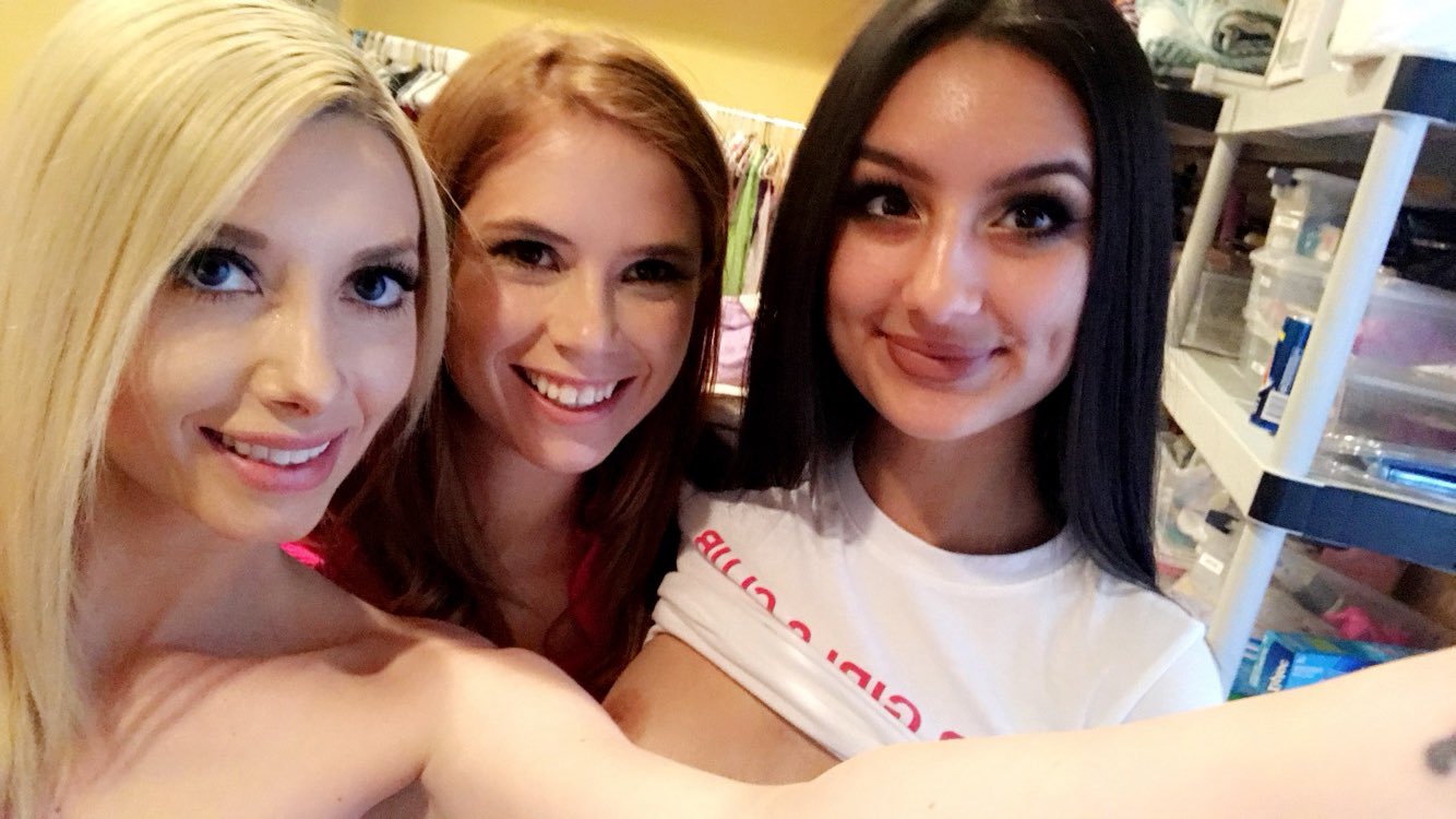 4 pic. 😈Just finished shooting 🔥 BJ scene for @swallowed_com with @realmikeadriano @pepperhartxxx @eliza22ibarra 💋 https://t.co/crjuopp3Il