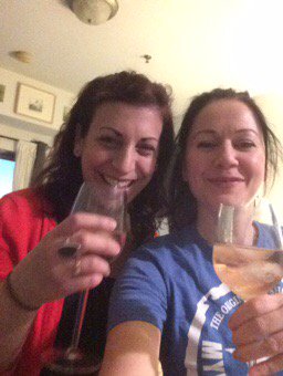 stacykendro's tweet photo. #WGWN (white girl wine night) #sundayfunday #caturday @jessieroro13 https://t.co/nszF8489zo