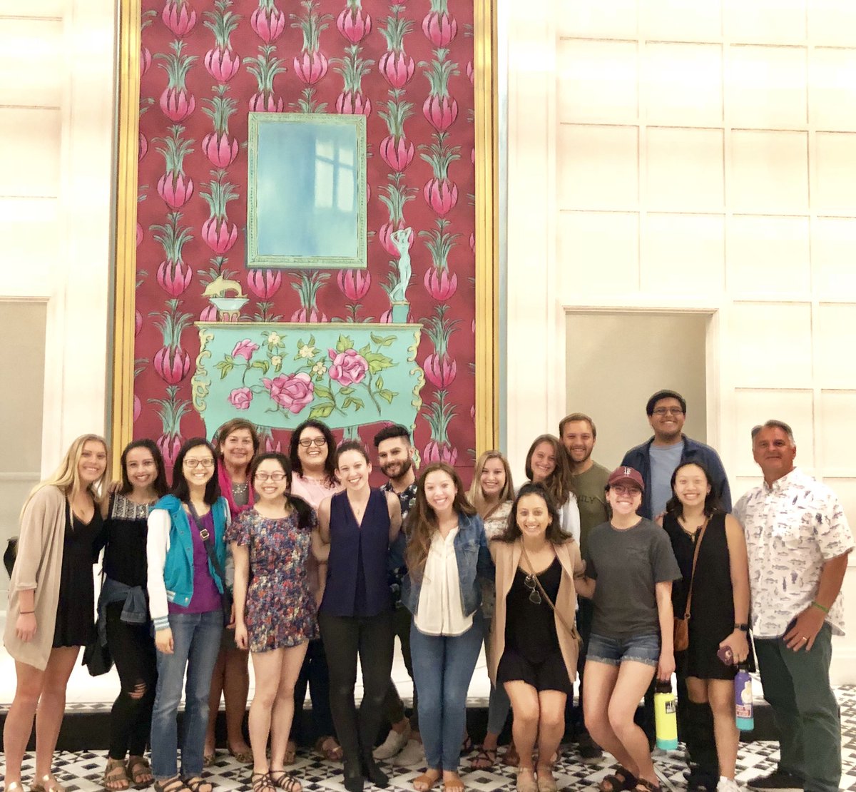 JulieVirjee's tweet photo. Behind the scenes @csuf The Importance of Being Earnest ! #framsfam #starsetbuildermaggie @csufpresidentsscholars @csuftheatre #thanksforthelaughs #allaboutthemuffins ☕️🎩 https://t.co/8SDSVyvMpE