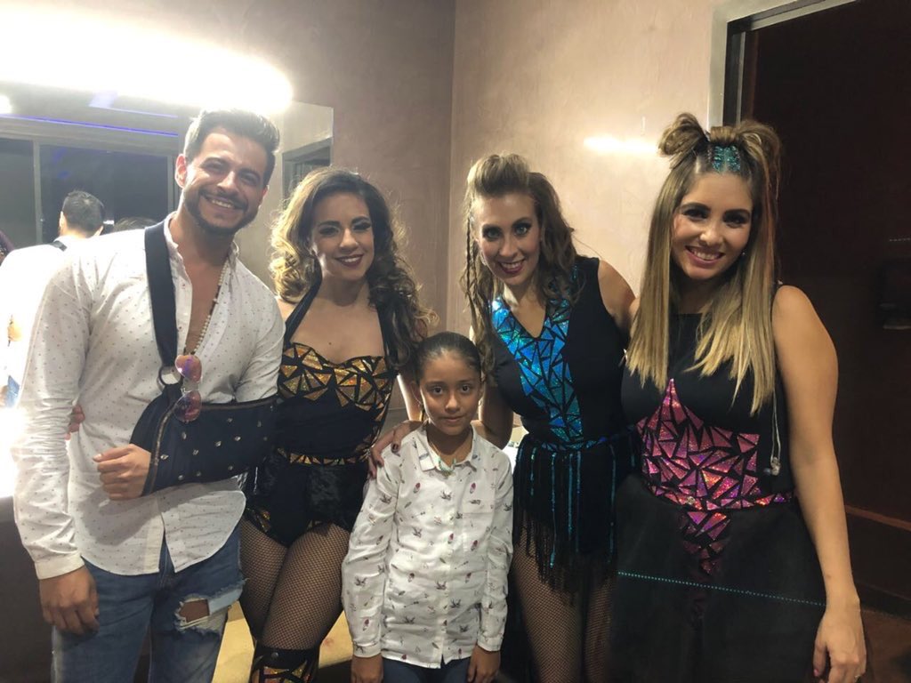 gurom1987's tweet photo. https://t.co/jOxlZyY7lM GRACIAS @EllasOficial_ ๐๐๐ผ๐๐ผ๐๐ผ๐๐ผ๐๐ผ @anacecianzaldua๐๐๐ผ @CrisantaOficialโค๏ธ๐ @GloriaAura๐๐ผ๐๐ผ @IsraEstradaMxโ๐ผ๐๐ผ๐๐ผ ๐ค๐ค๐ค๐ค๐๐ฝ(el acรบstico) ufff estuvo genial๐๐ผ๐๐ผ๐๐ผ๐ค https://t.co/3PgHgmaN1U