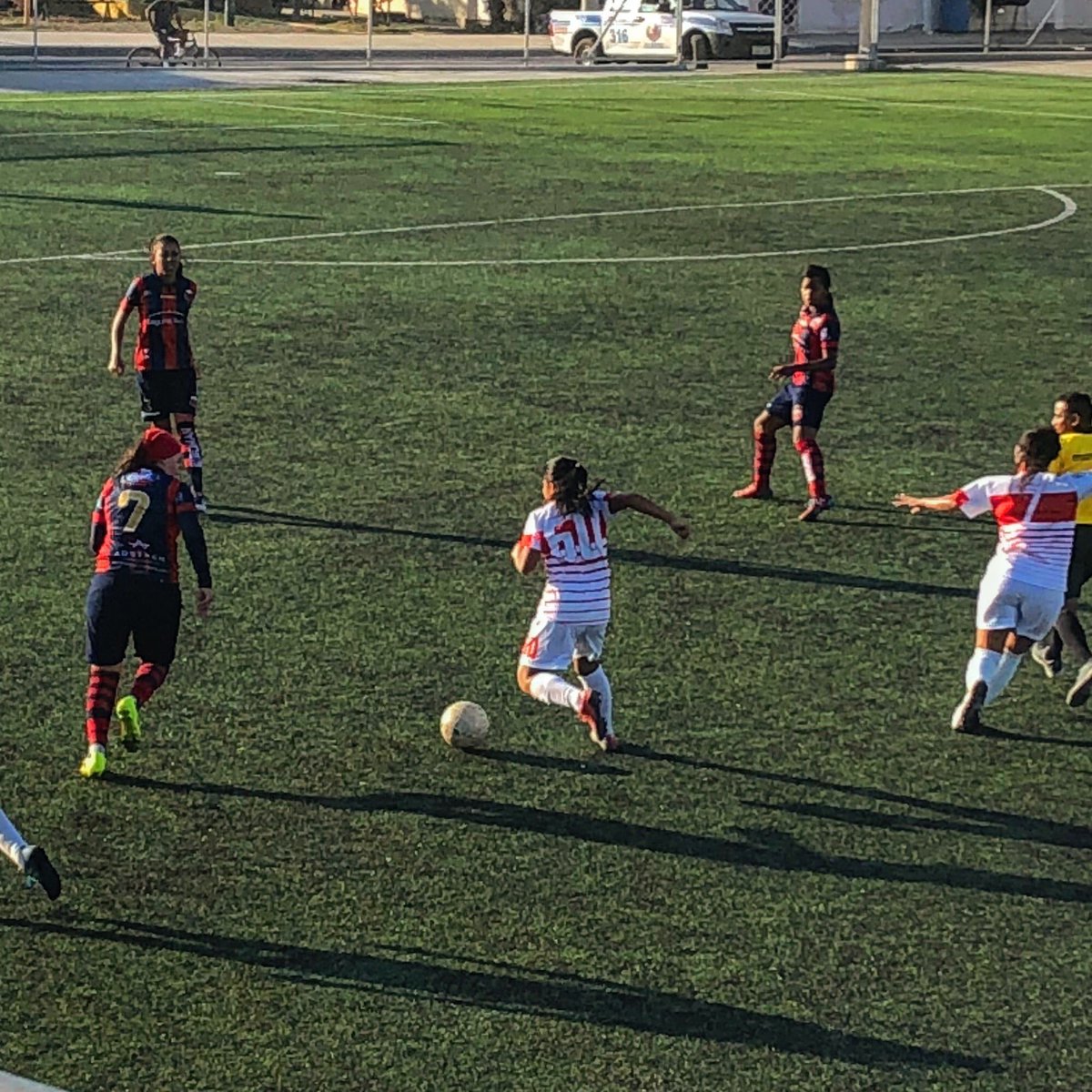 leisla_ag10's tweet photo. #CampeonatoNacional de #FutbolFemenino #serieA un partido más en que se dio todo hasta el final.. ⚽️ https://t.co/4RfZRCzsVg