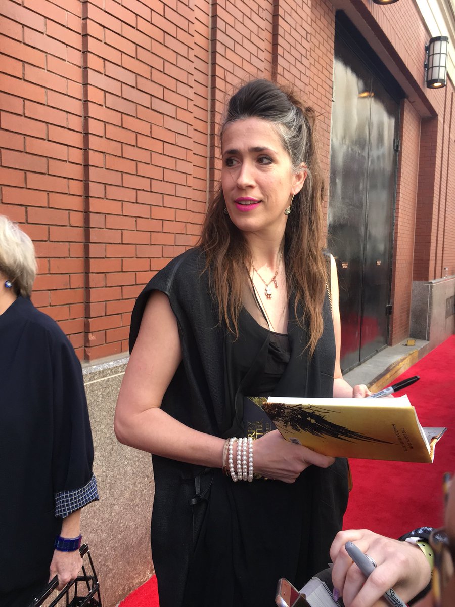 HPPlayFans's tweet photo. @jk_rowling, @jackthorne, #JohnTiffany &amp; @imogenheap signing autographs for fans earlier on the red carpet ⚡️ #CursedChildNYC https://t.co/5A8ipL5GdN
