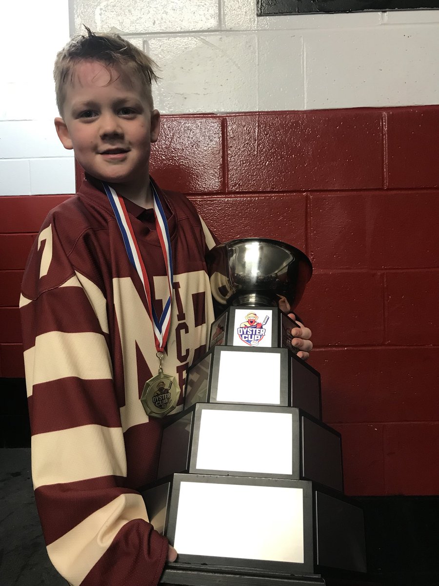 JNTCMORRISON's tweet photo. My proud boy with the @PEIOYSTERCUP @East_Coast_Ice @AndrewsHockey1 #goicego #nbice https://t.co/i9bC9D3Xq0