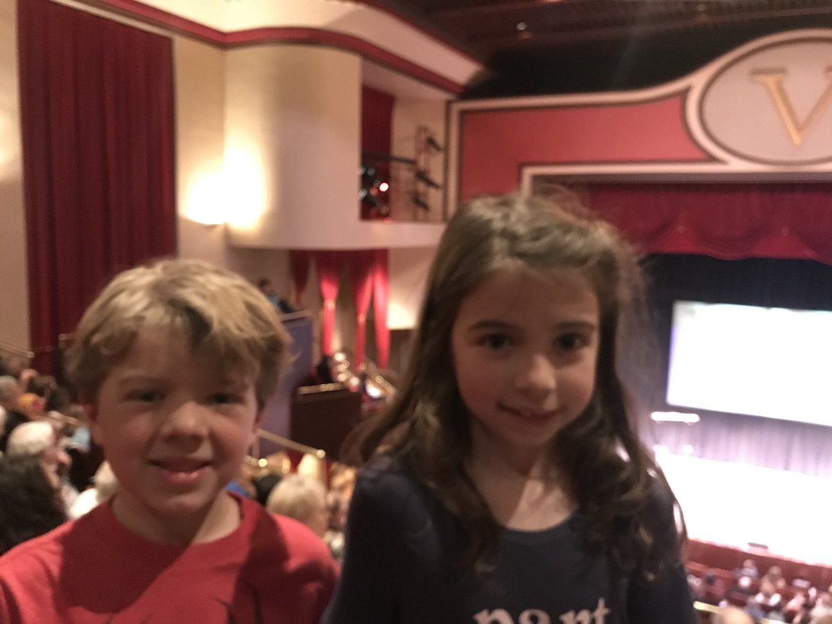 LongB227's tweet photo. When Ellie was researching Jack Hanna for her 5 pocket person project, we learned he would be in Toledo today for a live show! Both she and Jack were so excited to see him and learn more about animals. #roadtrip #futurezookeeper @ValentineTheatr @MissDelagrange @ColumbusZoo https://t.co/KG7KcC4pek