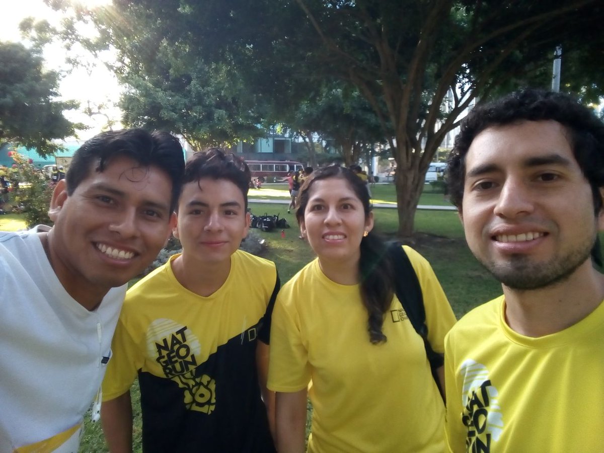 Flopy164's tweet photo. @NatGeo_la #DiaDeLaTierra gracias #NatGeoRun2018 😀. https://t.co/beEXFJIsc8