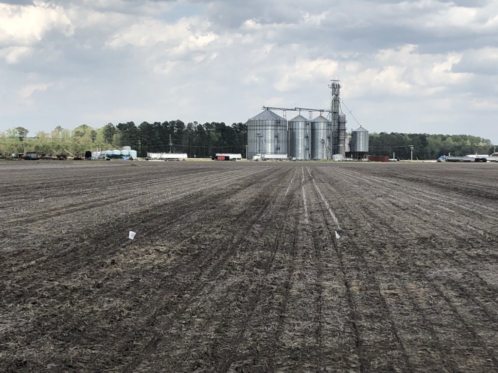 blacklandboyd's tweet image. When farmers are helping me @DuPontPioneer, @PioneerSouthern and @corteva, I don’t want to slow them down when time is precious! Thanks to all my plot cooperators! #bePrepared #plot18 #plant18