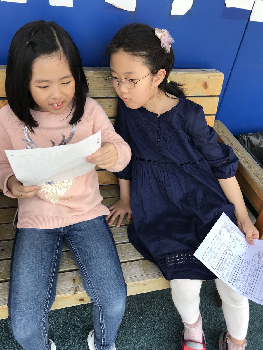 alicedahny's tweet photo. Sharing our How-To Writings outside to enjoy the beautiful weather! #kispride #2ndgrade #2Crocks #writingworkshop @TCRWP https://t.co/4Z3cTdcUJn
