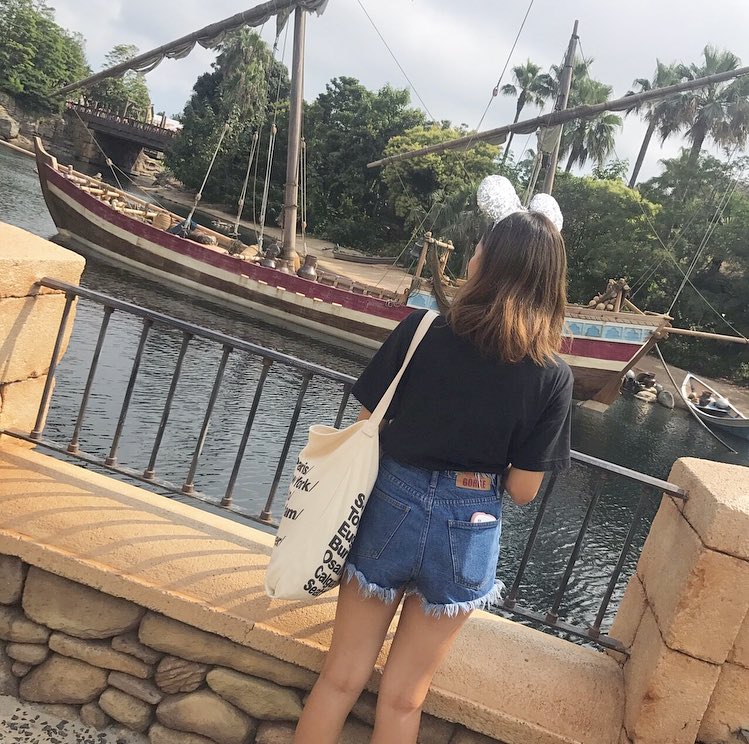jdnxk23's tweet photo. まじで自分で言うのクソだけどこのときの細さに戻ってほしい、、、なんで今こんなクソデブになってしまったんだろう、、、😅 https://t.co/tuvdnaGQtL