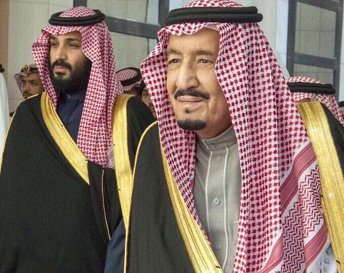 Badermasaker's tweet photo. #السعودية_أولا 
بل وأخيرًا..
هي نبض الروح، وضميرنا المعلَن في وثبة الأمم..
ستكون يا وطني في عروقي
وقصة بلوغك القمم، قصة المجد الدائمة..
بعزم سيدي الملك، ورؤية سيدي ولي العهد. https://t.co/kkAftZbFNV