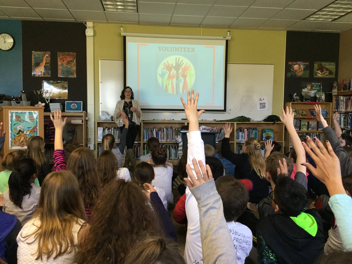 PierceDownerLRC's tweet photo. Our 5th and 6th graders had a great time learning that what we knew about George Washington might not be all facts... Thank you for an awesome presentation @Brianna_DuMont @PierceDowner #dg58learns #dg58lrcs https://t.co/08zzsYJHk5