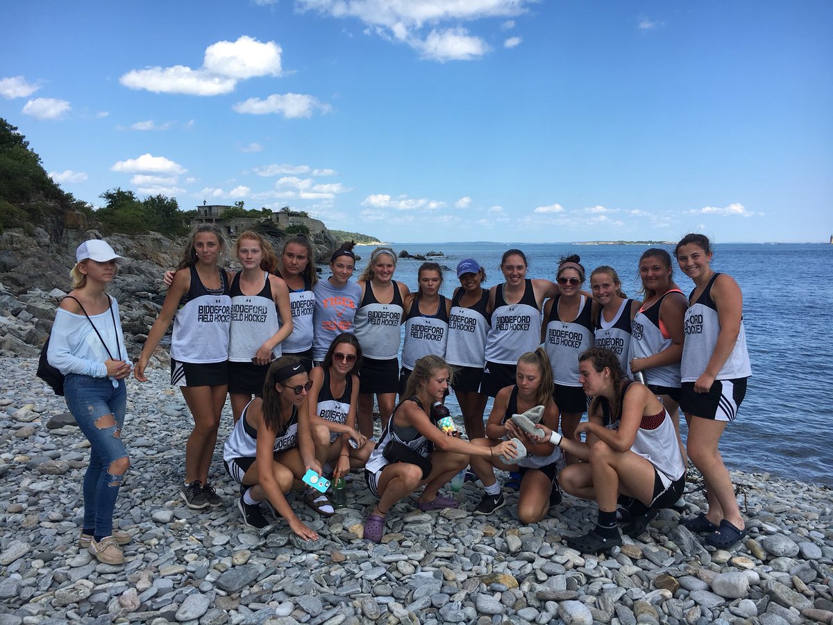 biddtigerFH's tweet photo. Happy Earth Day from your favorite hiking crew!🌿🌎🌲#weloveourearth #bhsfh #hikingpros https://t.co/xcR1QQ0He5