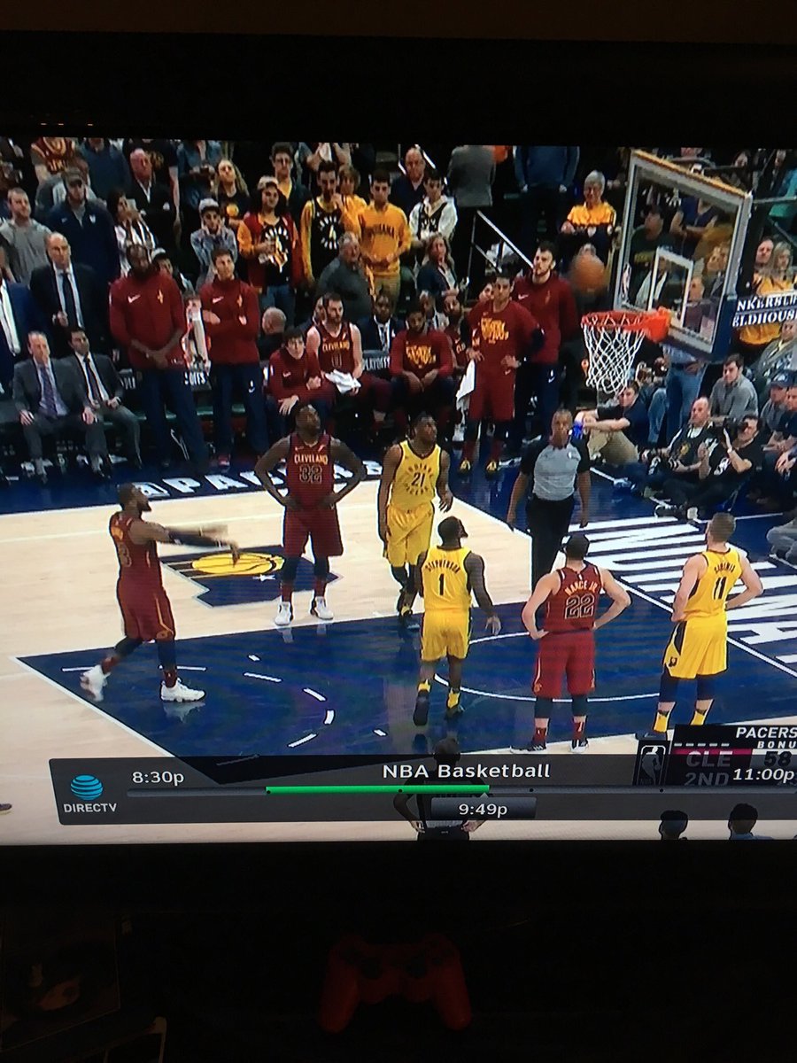 dandakich's tweet photo. Damn https://t.co/0ZntAtMZq2
