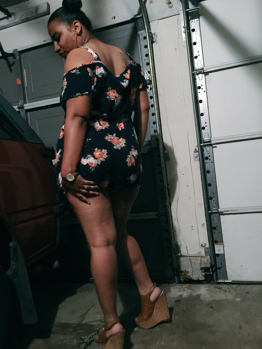 HailSirJay's tweet photo. My love went out and did hood rat stuff with her friends last night. She always comes home though. 😘😍
#HalfWayToMarried #TheOne #BlackLove #GirlfriendPost #GasHerUpAll2K18 #MakeHerAWife2K18 https://t.co/VCZWHKFqAu