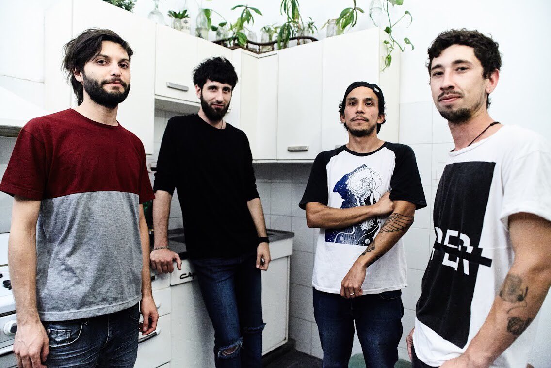 sincronave's tweet photo. El 29 de Abril tocamos en @LaParisinaArte !! Ya tenes tu entrada? Consultá por inbox. Los esperamos a todxs!!       Foto: Ro Yacobone! https://t.co/S4HrucH5NU