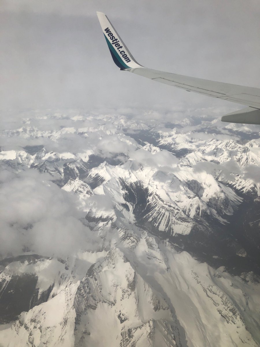 s_wierl's tweet photo. Hey @WestJet check out the view from YVR to YYC today https://t.co/QaDiMra2Zp