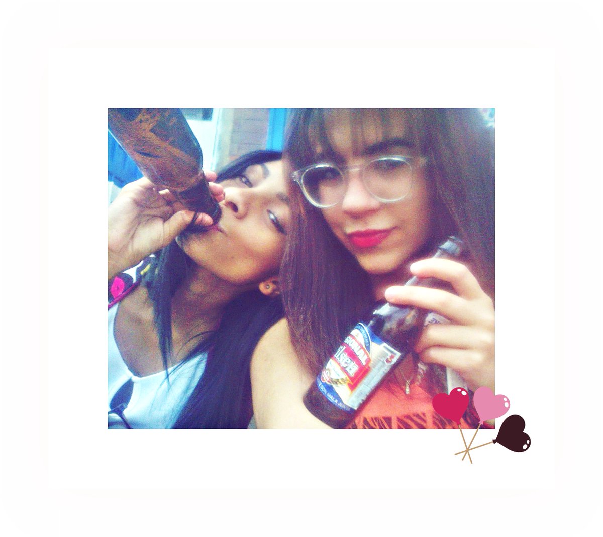AnaCBC07's tweet photo. Cuando nos reunimos somos un desmadre jajaja Te amo mi Pequeña😘😍😍 https://t.co/k8GUKkS6AB