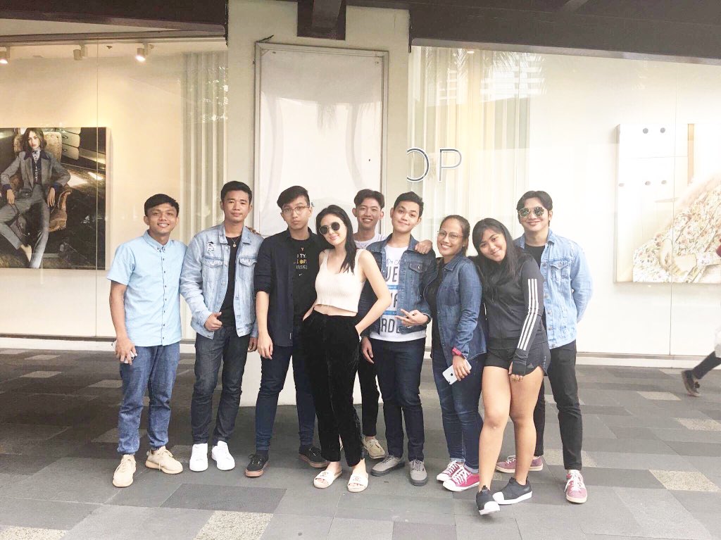 orlandzzz's tweet photo. Am really thankful i met and known different kinds of people because of @iamsofiaandres Love you guys! 
Happy Anniversary Sofianatics https://t.co/p1vB83nnmc