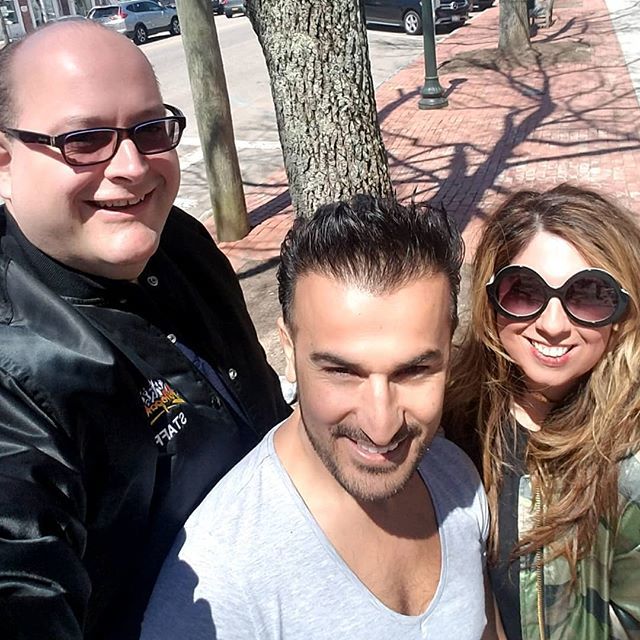 BigFatJoeyShow's tweet photo. Hangin' in The Hamps!!!! with @zacherdem and getting my Eat On @75main Delish!!!!!
#southampton #thebigfatjoeyshow #am1240wgbb #caborvc #upshow #theminkisme #75main #summer #sun #summersun #summervibes #danspapers #beach #ocean #sand #surf #sandandsurf #โฆ https://t.co/PqiHT4NAPL https://t.co/8PvG1LkKaW