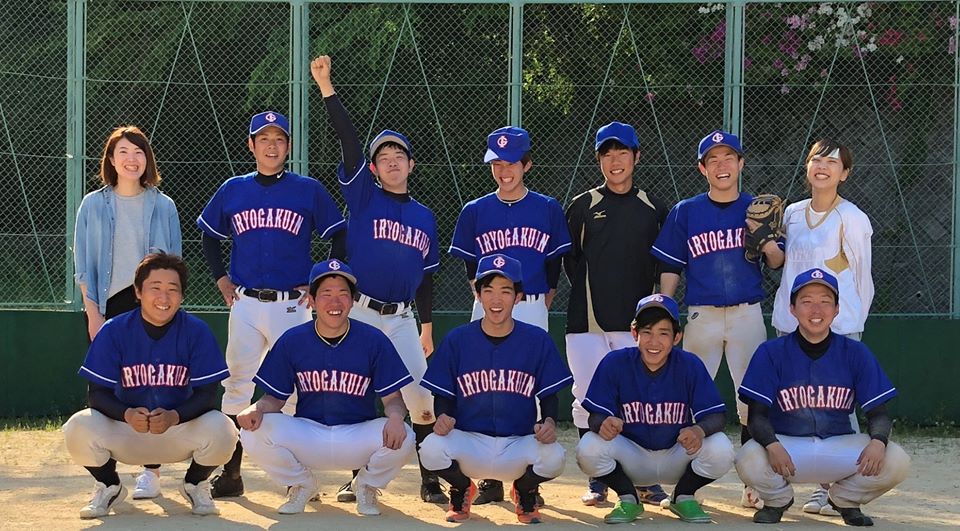 高知医療学院 野球部が新メンバーで始動 今年は 打ちます 守ります ちょっと違います 近森病院附属看護学校 土佐リハビリテーションカレッジの野球部と練習試合でした 皆さん ありがとうございました また よろしくお願い致します