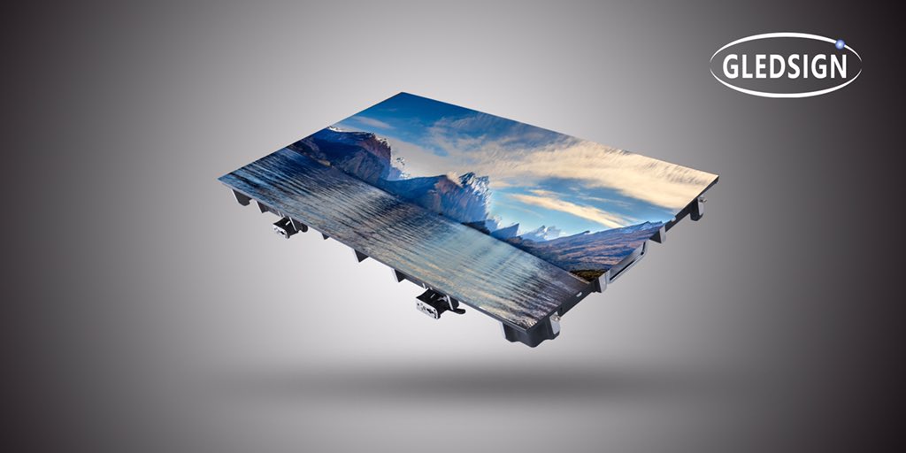 gledsign's tweet photo. You don't have to be at the right angle, but you can always get the right information. GLEDSIGN #GBASIC delivers clear, multi-color display in 140*120 degrees visual angle, ensures your information always be captured at a glance.#LED #display https://t.co/c15HfYcSVE