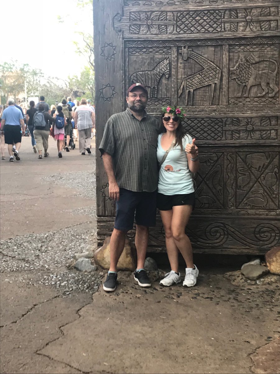 JamboEveryone's tweet photo. One more. #DAK20 #AfricaGate @RaisingLasVegas https://t.co/S4osoGlEkb