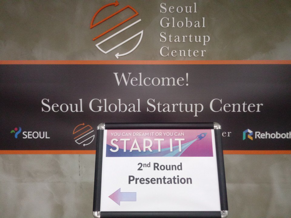 SeoulGSC's tweet photo. Today at Seoul GSC - April 23, 2018

The 2nd. Round Presentation is currently underway.
2차 '발표평가' 심사가 진행 중 입니다.
2次'発表評価'審査が進行中です。
https://t.co/LibU9eI256 https://t.co/yDzZDXc1Ns