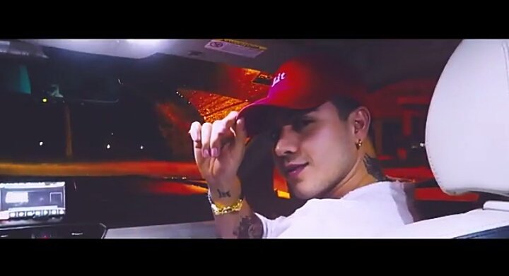 lvsxswiftt's tweet photo. Nunca dejes de sonreír porque hay personas que viven de tu sonrisa💜💎

@Juandedios_P
#PremiosMTVMiaw
#MTVLACREWJUKILOP
#MTVLAICONOPANTOJA
#MTVLACRUSHPANTOJA
#MTVLAICONOKIMBERLY
#MTVLAINSTAMXKIMBERLY
#MTVLAROSKIMPAN https://t.co/xMai4340Lg https://t.co/IDDlnySuYw