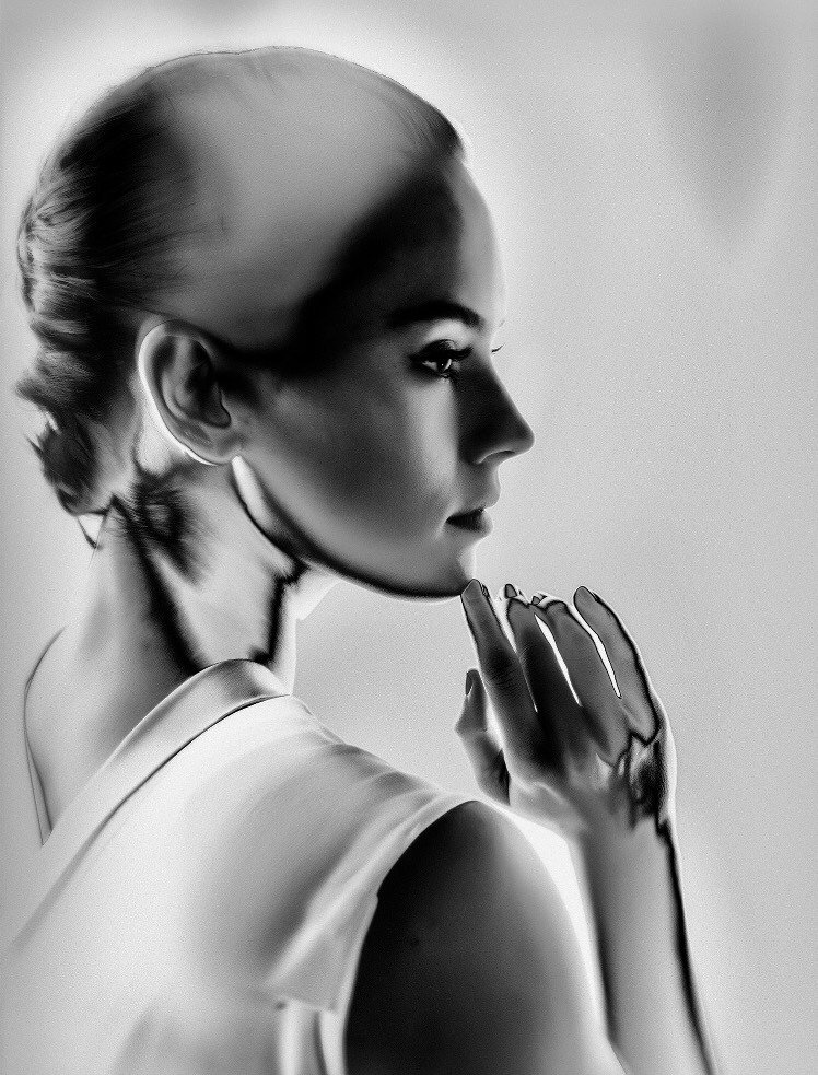 EIeutherophiIia's tweet image. ⠀⠀⠀⠀♛ —; #SᴇᴅᴜᴄᴛɪᴠᴇSᴜɴᴅᴀʏ

     𝔖𝔥𝔢 𝔴𝔞𝔰 𝔞 𝔟𝔢𝔞𝔲𝔱𝔦𝔣𝔲𝔩 𝔴𝔦𝔩𝔡 𝔰𝔱𝔬𝔯𝔪;
     𝔫𝔬𝔱 𝔱𝔥𝔢 𝔨𝔦𝔫𝔡 𝔶𝔬𝔲 𝔯𝔲𝔫 𝔣𝔯𝔬𝔪,
     𝔱𝔥𝔢 𝔨𝔦𝔫𝔡 𝔶𝔬𝔲 𝔠𝔞𝔫'𝔱 𝔥𝔢𝔩𝔭 𝔟𝔲𝔱 𝔠𝔥𝔞𝔰𝔢.