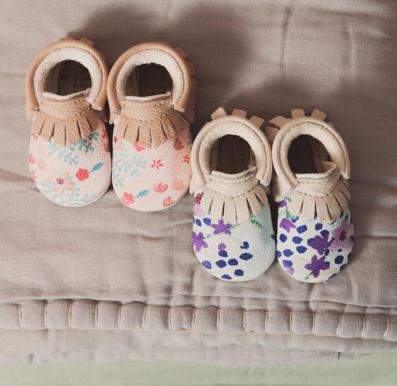 Minimoda's tweet photo. Amy and Ivor zapatos de piel para bebé con estampados originales https://t.co/Wq6ZnMXyBq https://t.co/MpfLJUm7Xn