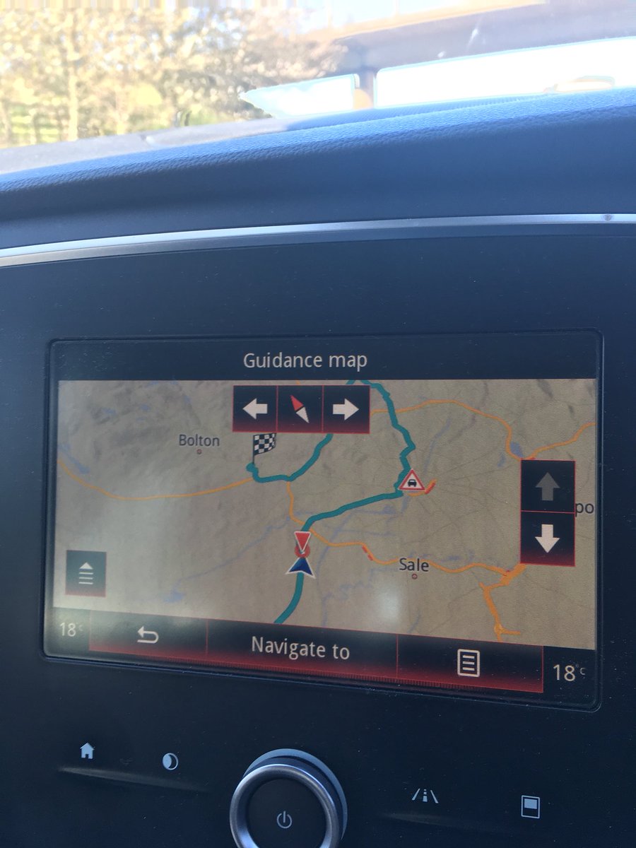 Jono_Cook's tweet image. . @renault_uk Your Sat Navs are abit adventurous, I just needed to go 1 junction on the m60 but it says to go through the middle of Manchester? #SatNavFail