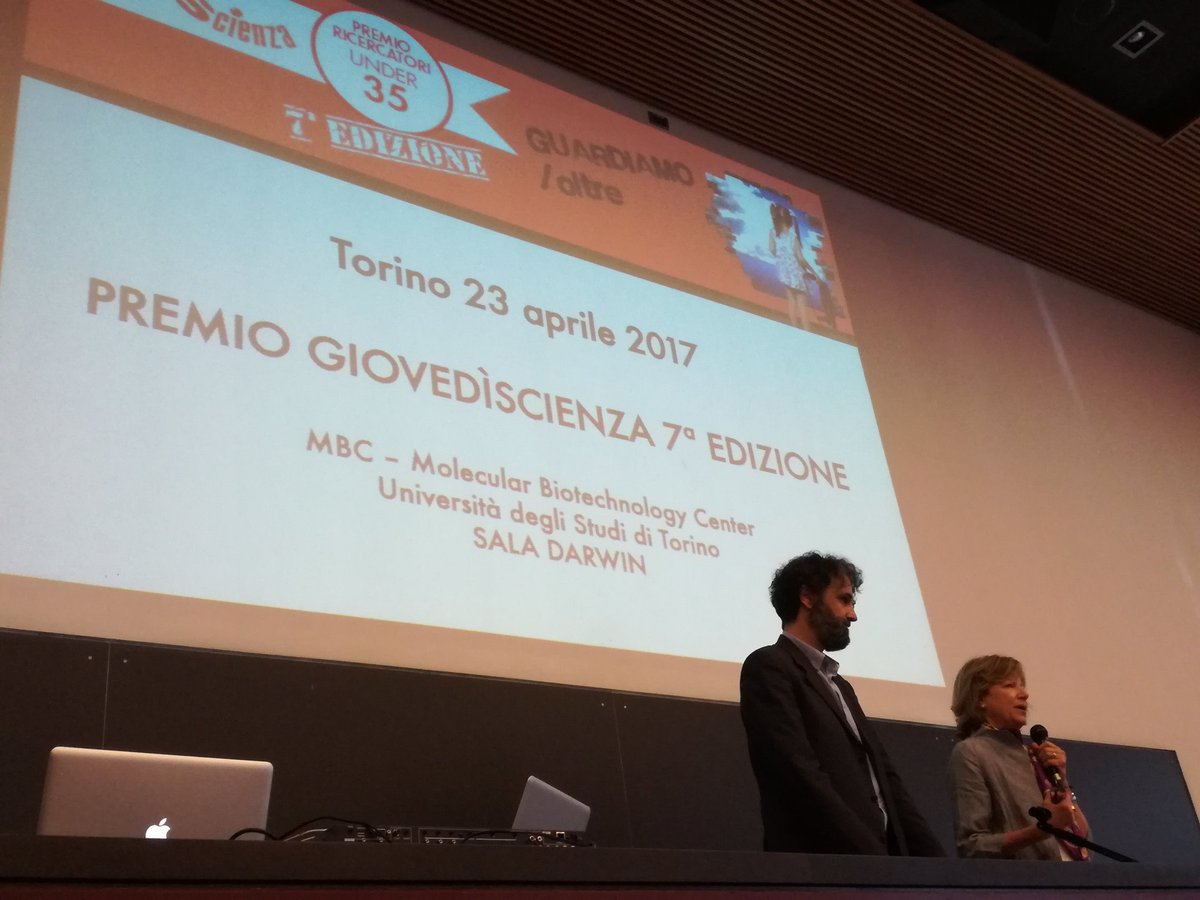 GiovediScienza's tweet photo. A. Agliotti e F. Altruda inaugurano la settima competizione del #premioGS!
#GS32 https://t.co/cDOutwUGuM