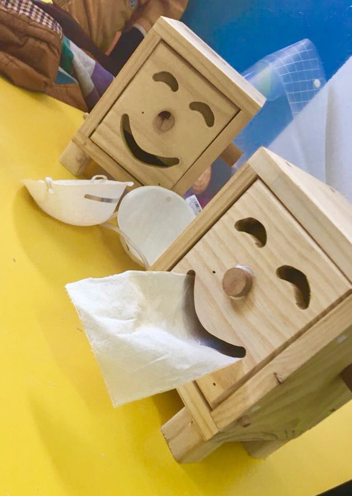 CCiiru's tweet photo. #KidGoTech #MakerSpace day 1 a huge success! We look forward to the next sessions, discussing #Manufacturing in Kenya with children and the importance of it to our economy.
@KAM_kenya @MadeItInAfrica @DWteVelde @bantigito @daktari1 @njorogep @Trade_Kenya @bobcollymore https://t.co/MaUw4mNm5z