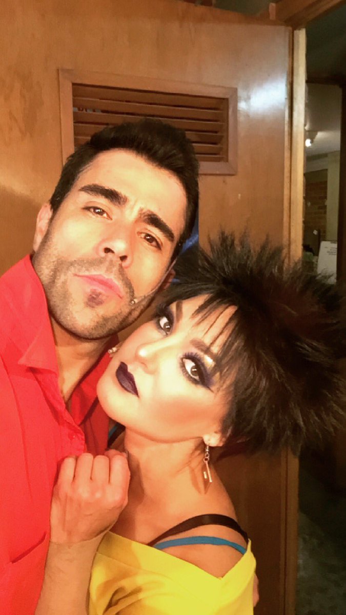 MusicReyna's tweet photo. ..me quiere a mí!  
@mentirasmexico @EfrainBerry #dondehayamor #Emmanuel #Yuri https://t.co/Avz4yiHHjr