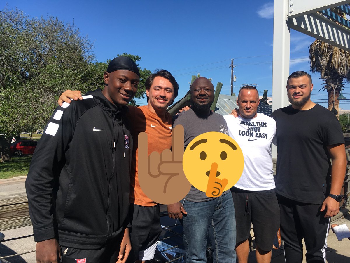NNVaughns's tweet photo. Bigger than football! #family! Hanging with the Rising’s! #thisIStexas #revolUTion18 mUTha https://t.co/pST1kmEy46 #blogcoming https://t.co/itraOJxJnS