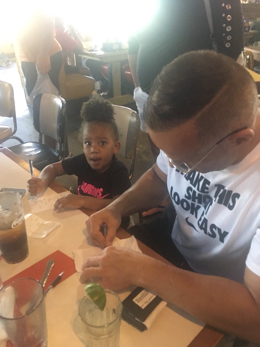NNVaughns's tweet photo. Bigger than football! #family! Hanging with the Rising’s! #thisIStexas #revolUTion18 mUTha https://t.co/pST1kmEy46 #blogcoming https://t.co/itraOJxJnS