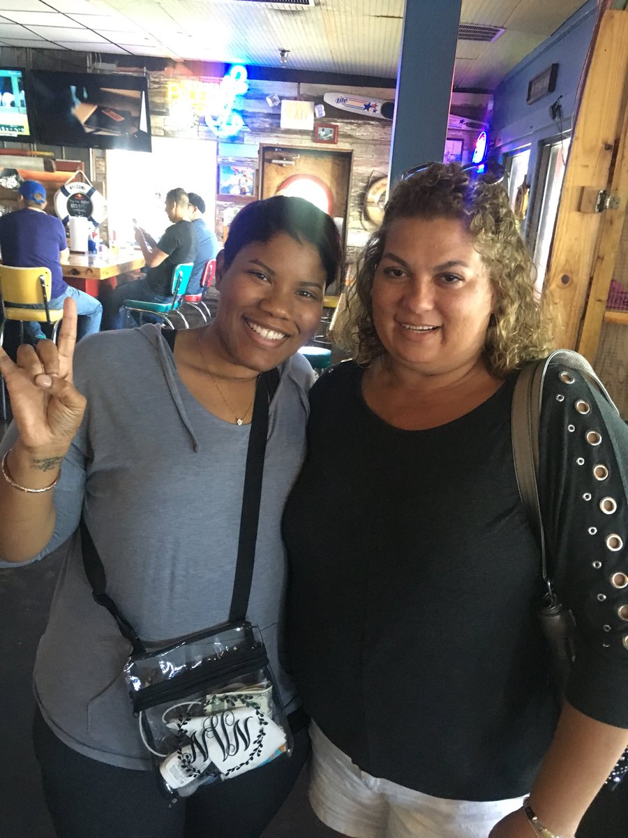 NNVaughns's tweet photo. Bigger than football! #family! Hanging with the Rising’s! #thisIStexas #revolUTion18 mUTha https://t.co/pST1kmEy46 #blogcoming https://t.co/itraOJxJnS