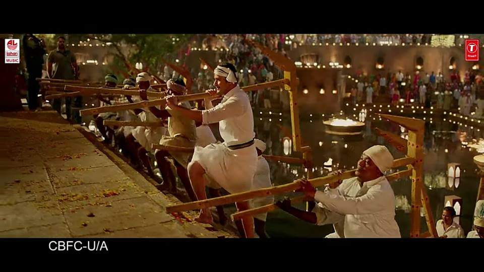 mavillanagendra's tweet photo. #BharatAneNenu #BLOCKBUSER
   Congratulations @urstrulyMahesh Anna @sivakoratala Garu👏👏 @ThisIsDSP music Rock's🎵🎶🎵 #VachaadayyoSaami song BEST SONG @ramjowrites Garu meru Malli award Kodatharu sir. https://t.co/79m0tL2HJx