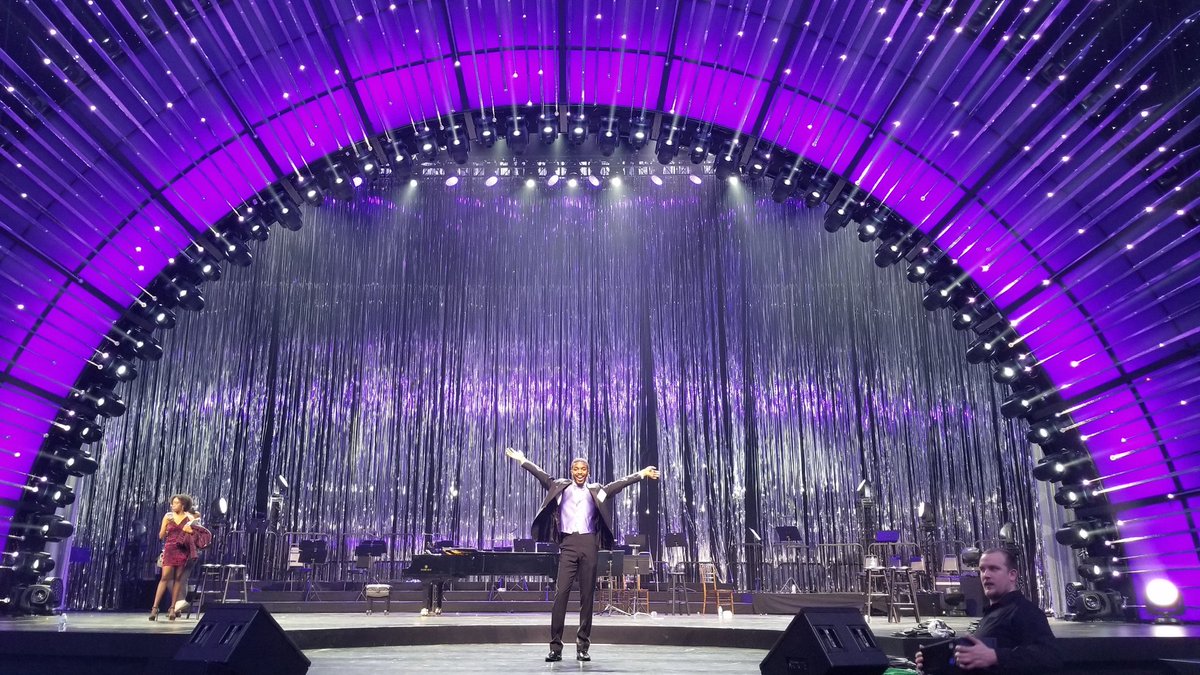 NolanRob99's tweet photo. A very #STARRYNIGHT at #NUCommFest. TY alum for giving a show to remember. Thank you for your heart and talent. You are enough! @MarchStephanie @MrCraigBierko @StephenAtHome @heatherheadley @SharifAtkins @briandarcyjames @danielegaither @Kimwilliamspais @sethmeyers @AnaGasteyer https://t.co/K8mtw7ox3V