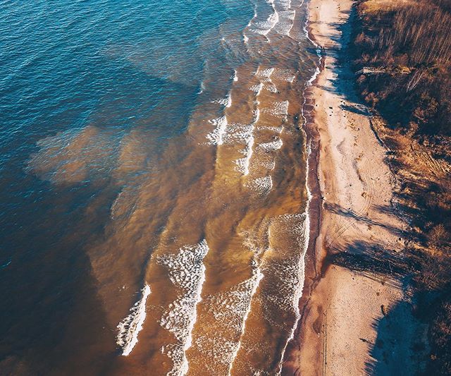NejauNet's tweet photo. Waves | #Karklė, #Lithuania #mavicpro #Lietuva #dronas #beautifullithuania #mavic #olandokepure #djimavic #djieurope #baltijosjura #skypixel #explorelithuania #springsunset #visitlithuania #Balticsea #exploreeurope #realisbeautiful #natgeotravel @skypix… https://t.co/Pu6eJGAIcE https://t.co/56sj0dKOLF
