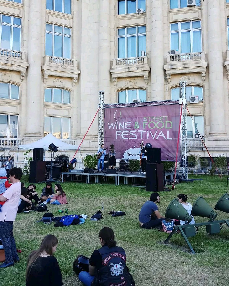 Palatulparlamentului Hashtag On Twitter