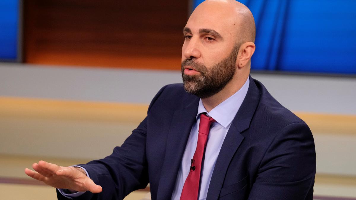 welt's tweet photo. Anne Will: Islamexperte Mansour rechnet mit deutscher Integrationspolitik ab https://t.co/vre1ZAxcQf https://t.co/lLow1qKKnG