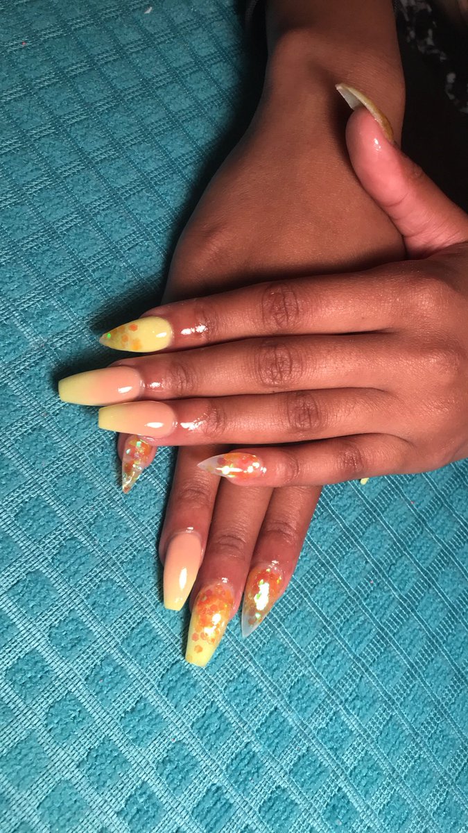 naethagreat_'s tweet photo. All Acrylic! No Polish๐๐๐ฝโโ๏ธ just catching yโall up๐ #bookwithnae #nailsbynae #mobilenailtech https://t.co/fyx5y4RQQW