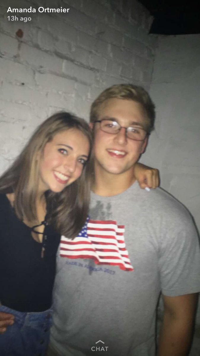 GabePuczylowski's tweet photo. Happy birthday Amanda 🎈🎉🎁 https://t.co/UhHbZZq7wP