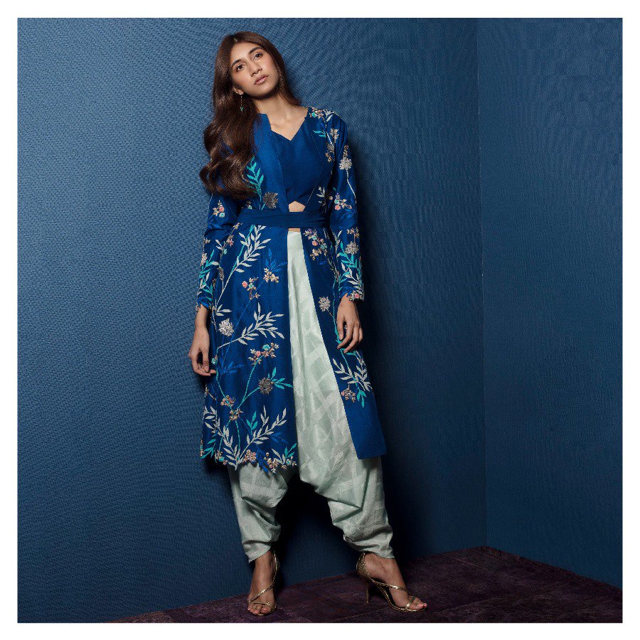 OSAAbyAdarsh's tweet photo. Our Spring Summer collection is now available in Yaffa in Raipur,Deval The Multi Designer Store in Ahmedabad &amp; our Studio in Kolkata.Fusion silhouettes in rose pink,plum,blush,ivory,aqua wit bright overtones of electric blue,emerald green revives an aesthetically soulful creation https://t.co/bKnr8qjwXD